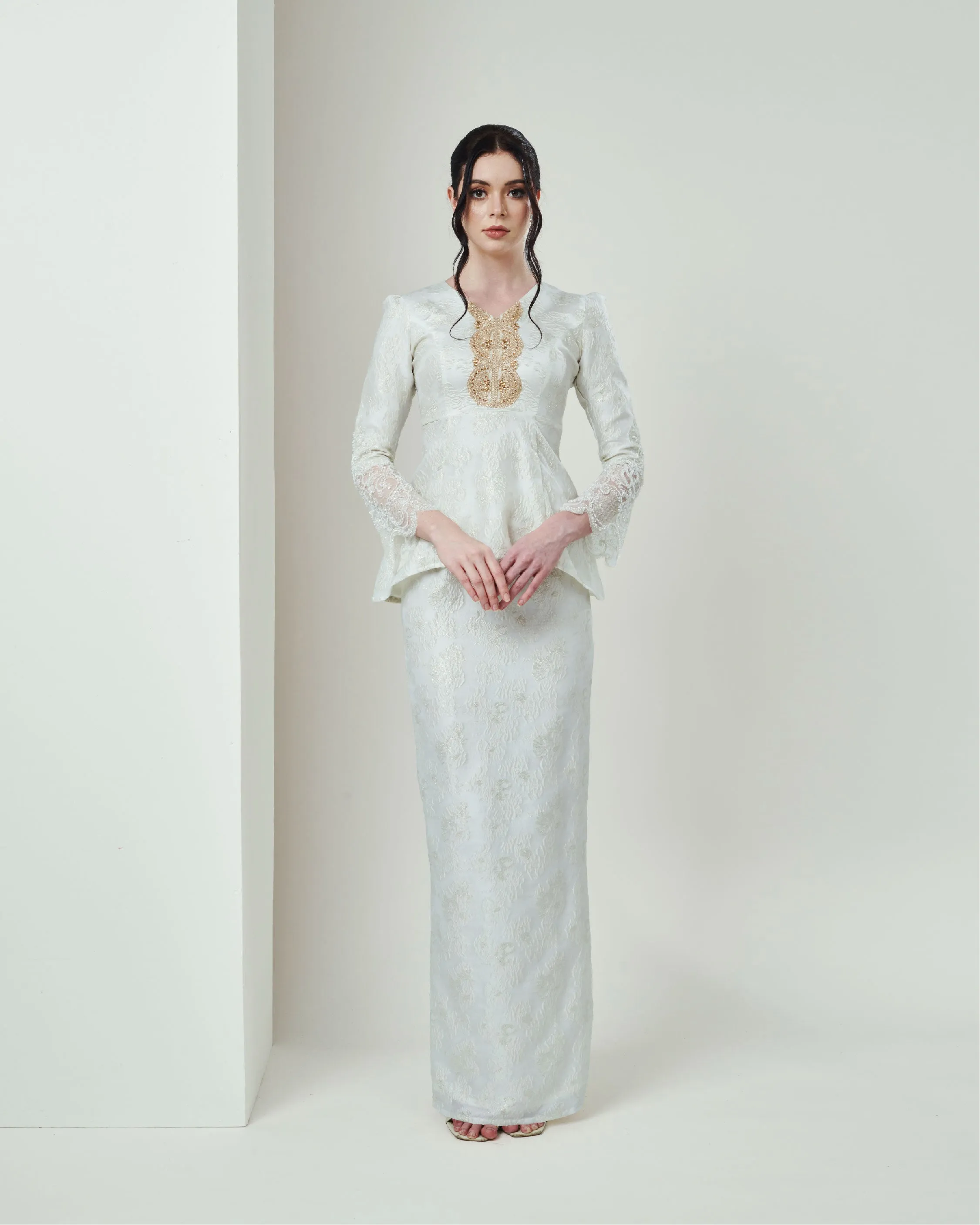 ASHWAA MAHARANEE - OFF WHITE