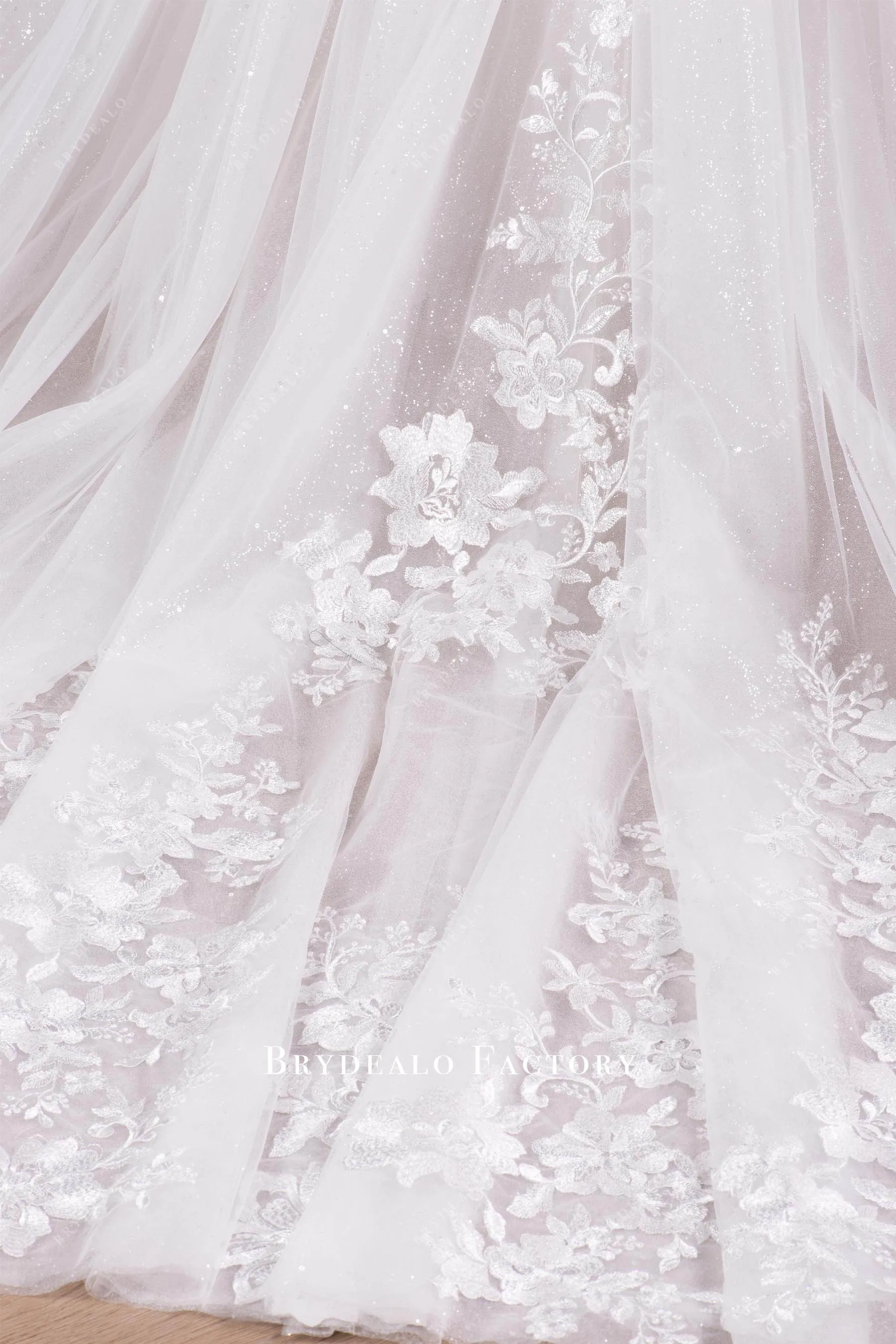 Beautiful Lace Plunging neck Sleeveless Long Wedding Dress