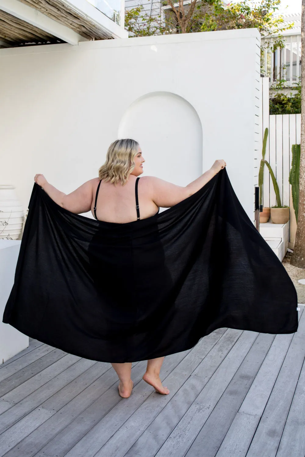 Black Sarong