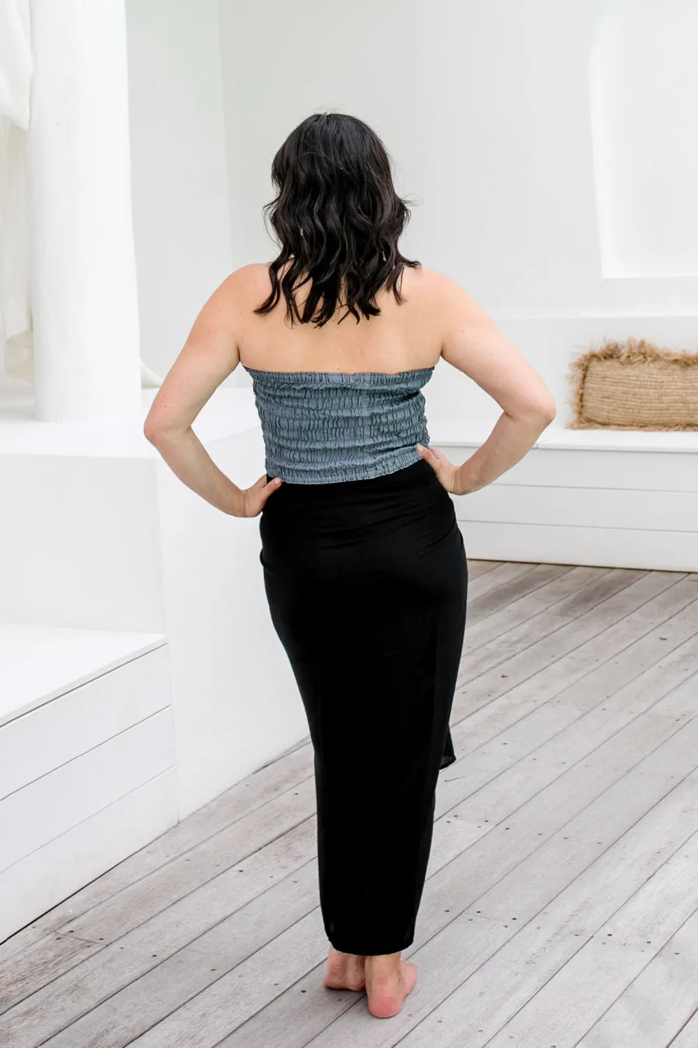 Black Sarong