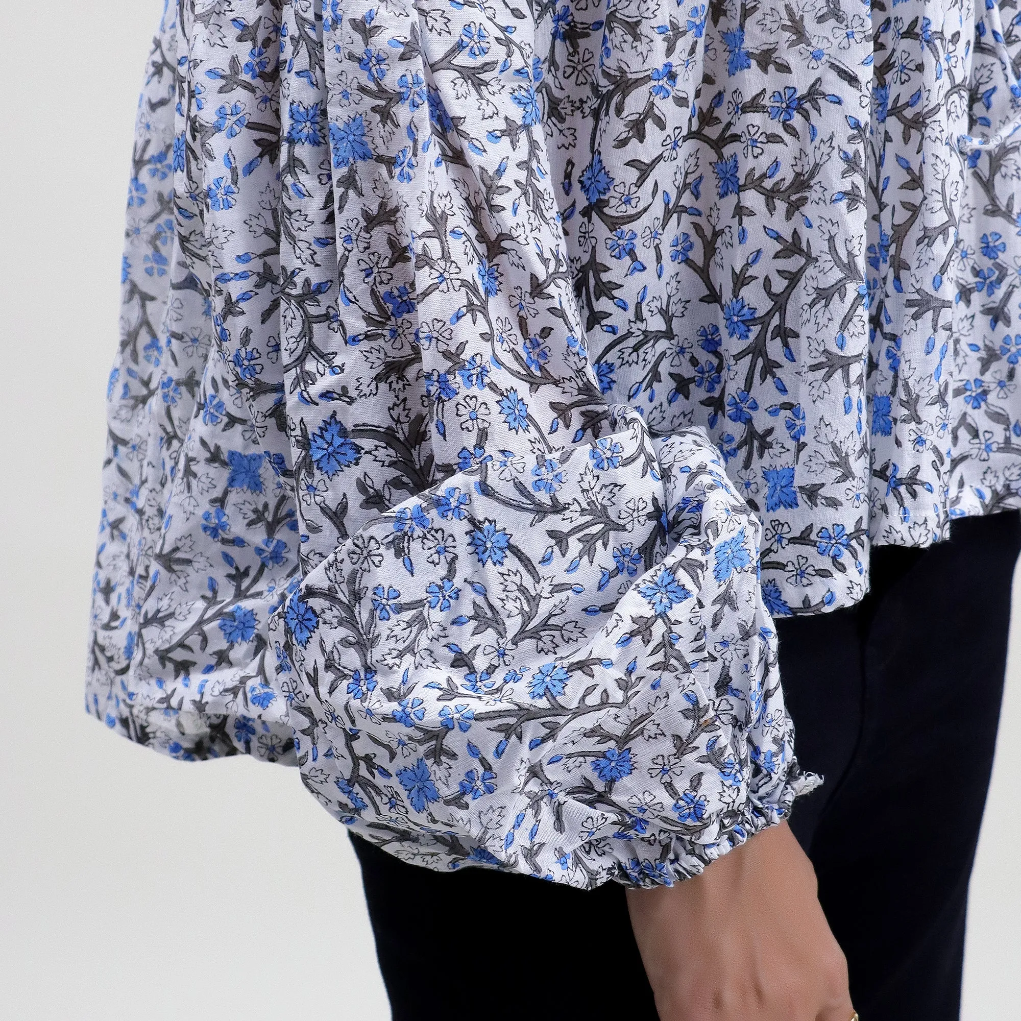 Hand Block Floral Printed V Neck Crop Top For Girls