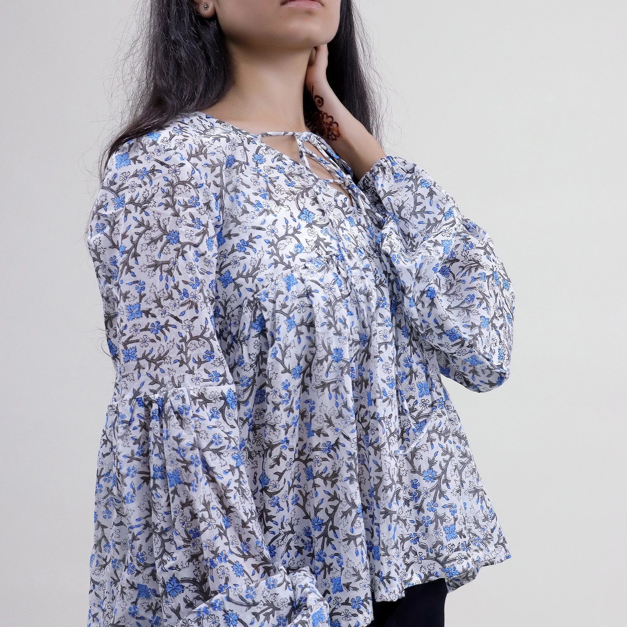 Hand Block Floral Printed V Neck Crop Top For Girls
