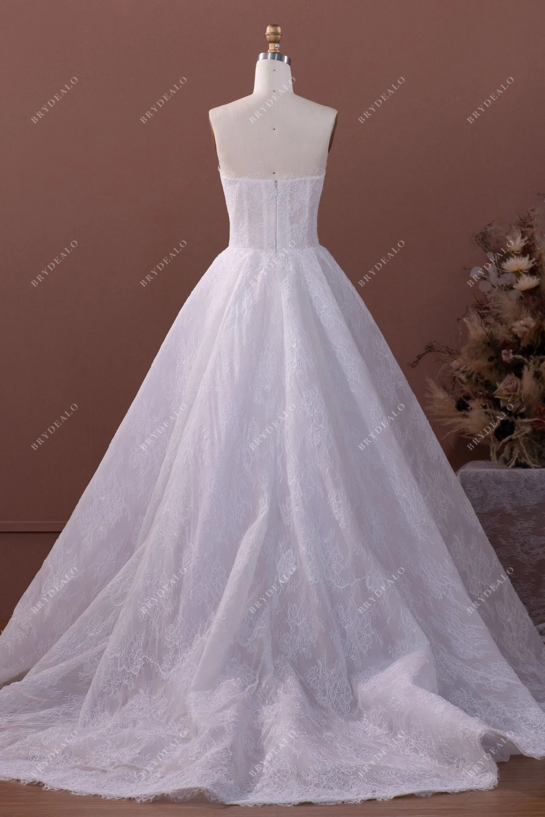 High-End Lace Sweetheart Corset Puffy A-line Wedding Gown