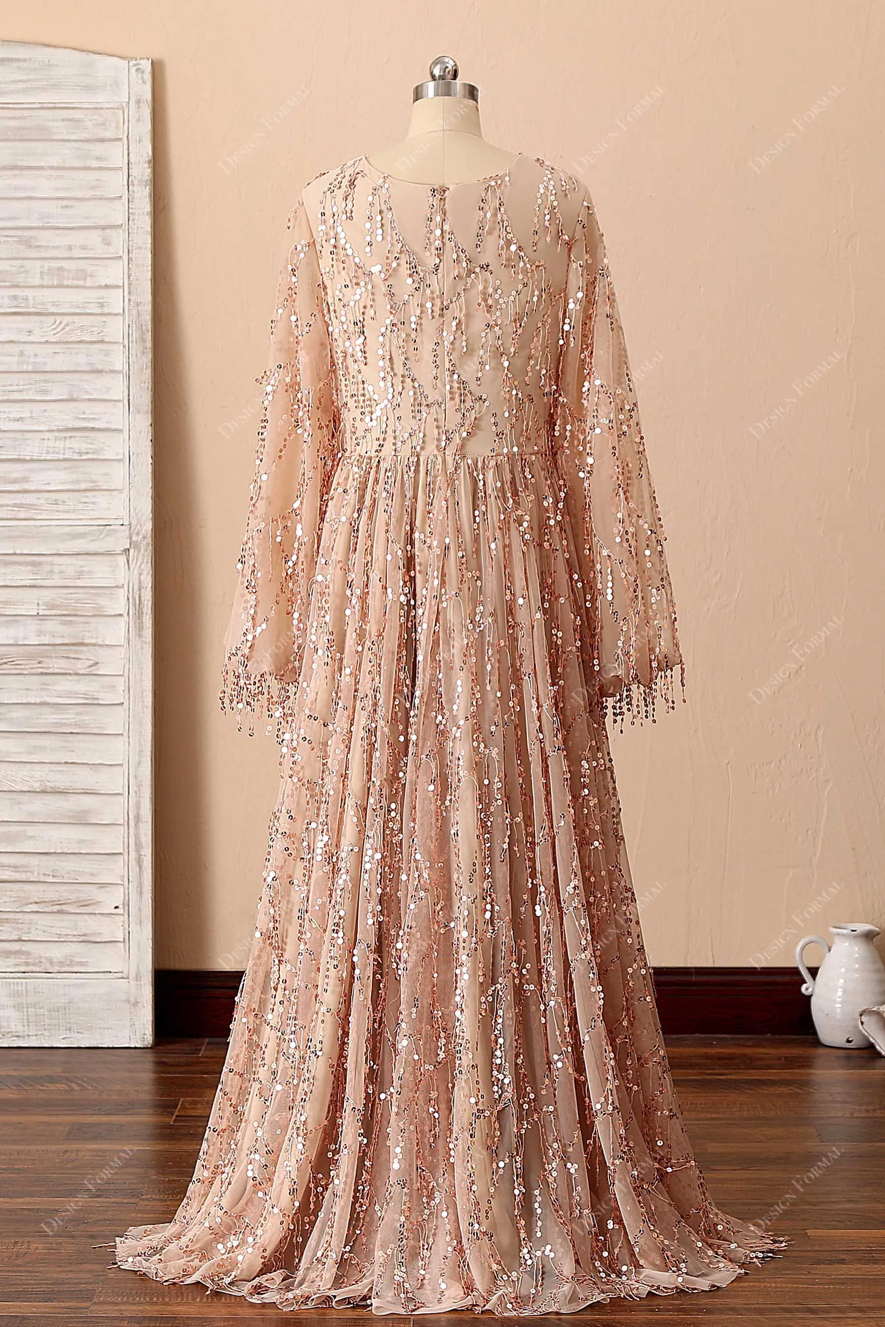 Plus Size Champagne V-neck Scattered Sequin Tassel Prom Dress
