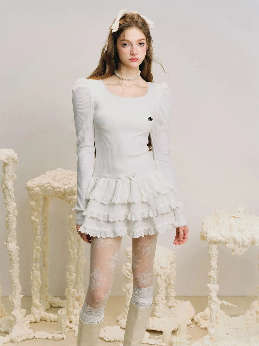 Puffy cake skirt underneath a knit dress【s0000004602】