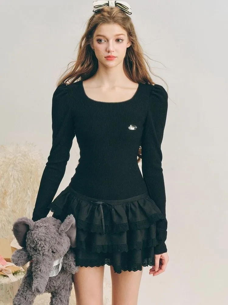 Puffy cake skirt underneath a knit dress【s0000004602】