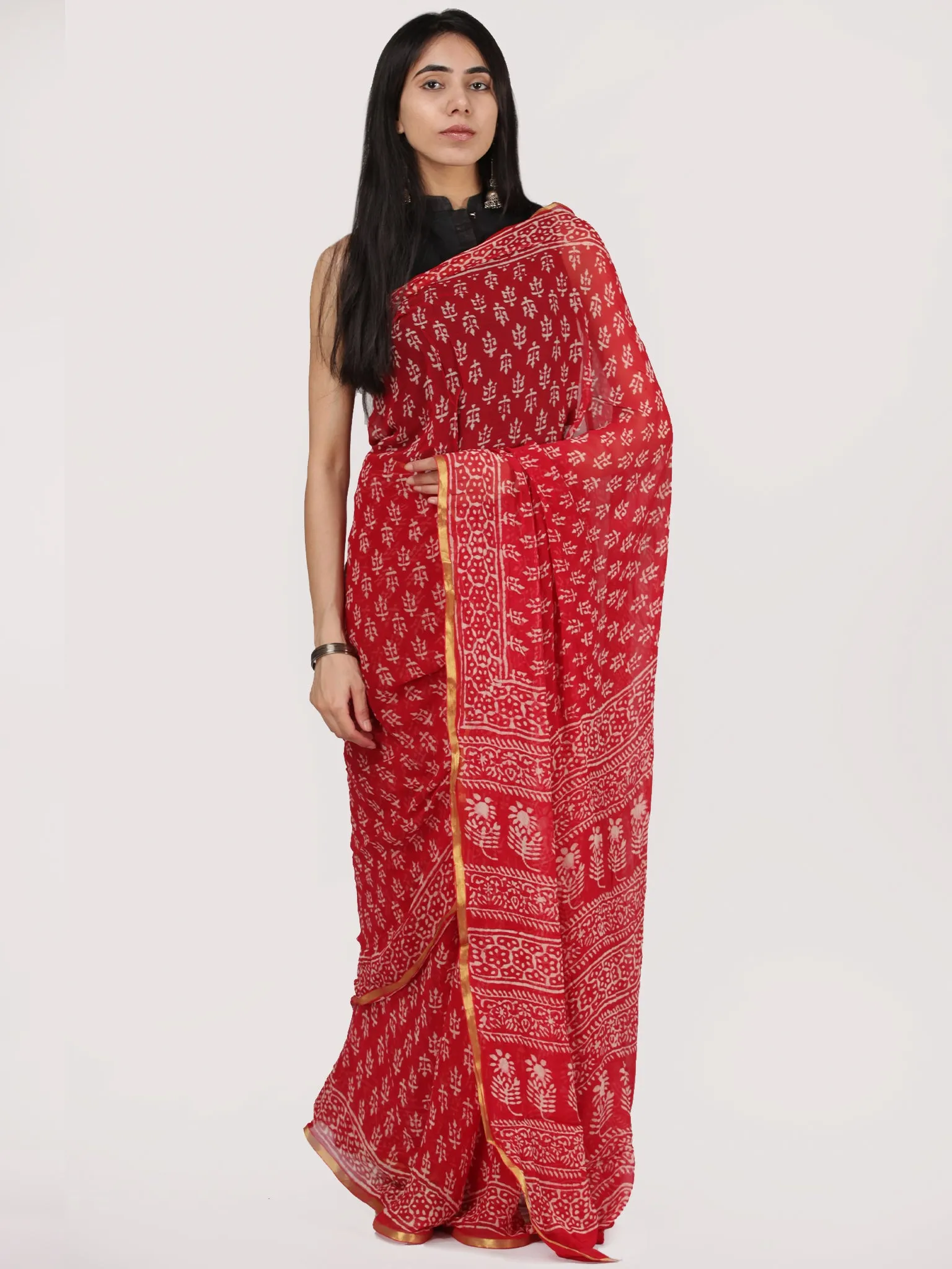 Red OffWhite Hand Block Printed Chiffon Saree With Zari Border - S031704703