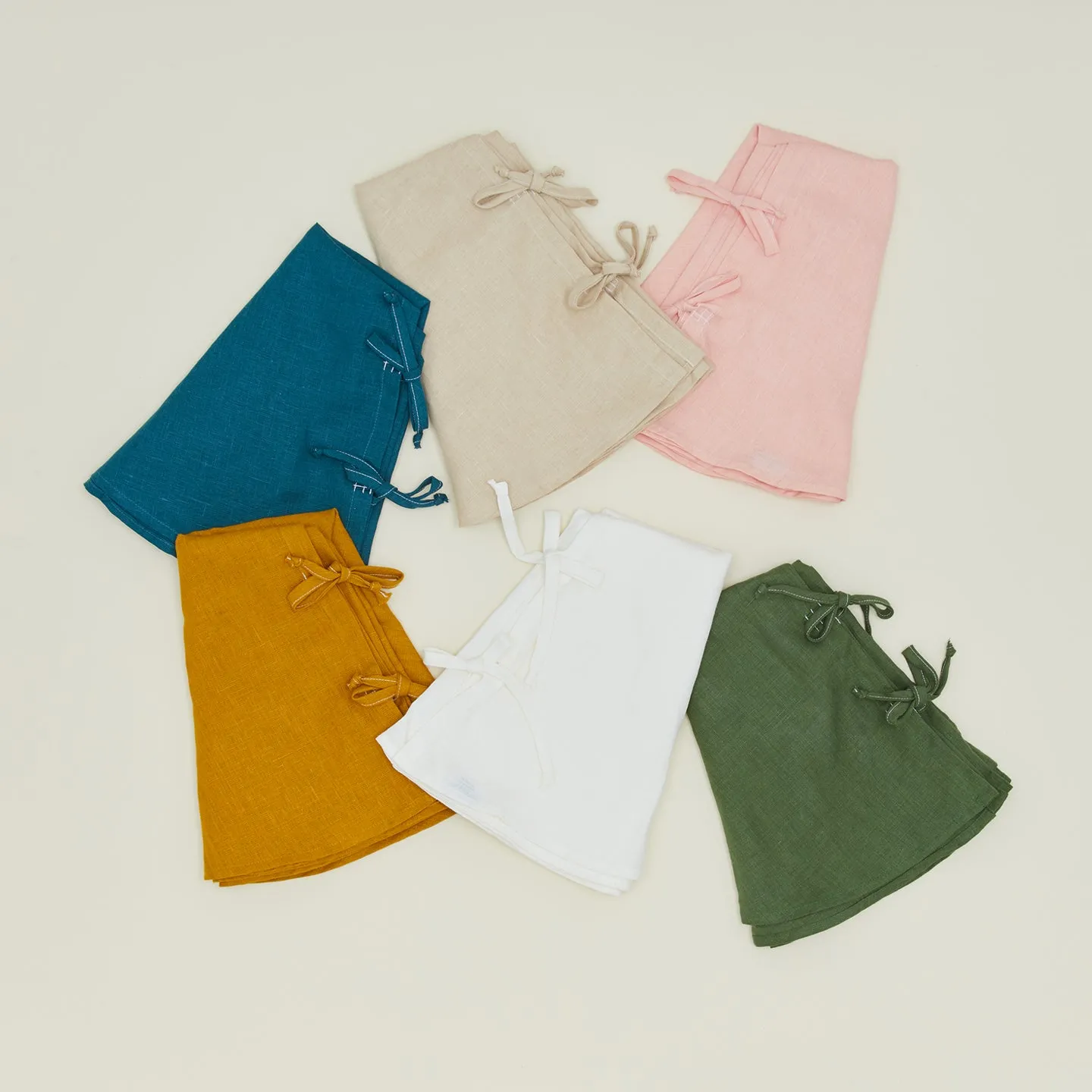 Simple Linen Tree Skirt - Olive