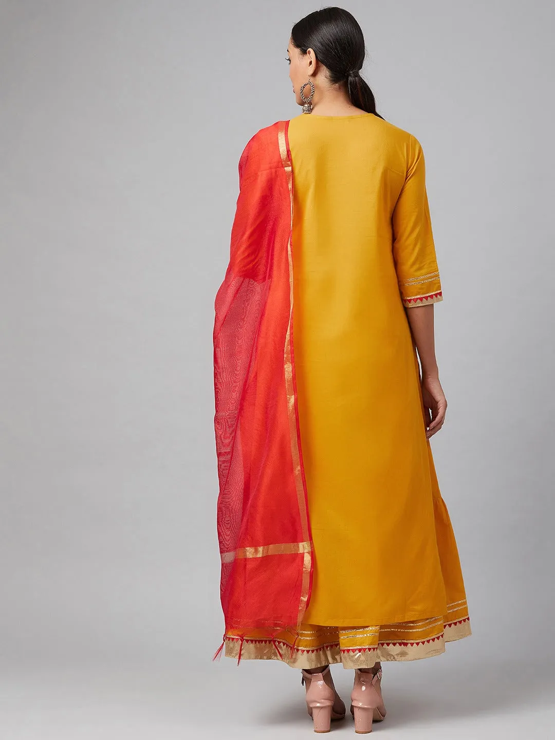 Women Mustard & Red Solid Kurta With Skirt & Dupatta
